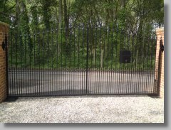 Steel swing gates